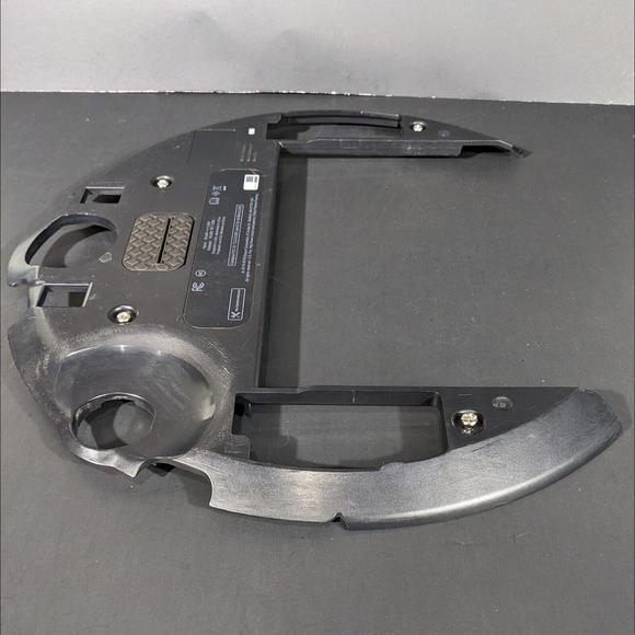 iRobot Roomba 690 Bottom Base Part for Replacement with screws GENUINE OEM - Picture 3 of 7
